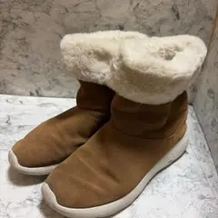 ⭐️スケッチャーズ　ボアスリッポン⭐️