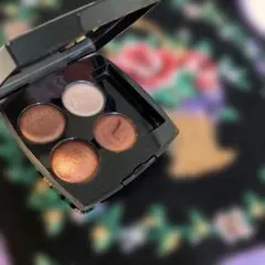 シャネル レ キャトル オンブル372 ブーケ　アンブレ