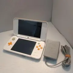 [ジャンク]New 2DS LL ホワイト/オレンジ 本体 ACアダプター付き