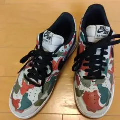 ナイキ エアフォース1 '07 LV8 迷彩