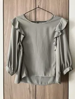 CECIL McBEEセシルマクビー　ブラウス　シャツ カーキ　Mサイズ　フリル