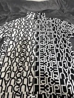 1 piu 1 uguale 3 ポロシャツ