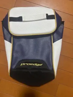 スパイクケース