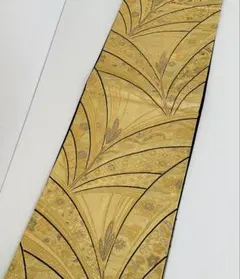 く*ん様 袋帯　振袖用袋帯No.172 金系　黒系　松葉　吉祥花文様　全通