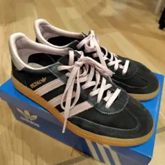 adidas HANDBALL Spezial ブラック/ピンク スニーカー