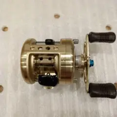 【希少激レア】シマノ SHIMANO カルカッタ チヌ 1001 レフトハンドル 希少激レア】シマノ SHIMANO カルカッタ チヌ 1001 レフト