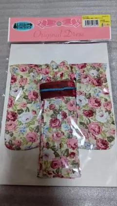 リカちゃんキャッスル　2025年裏無し着物　花柄　クリーム　22cm