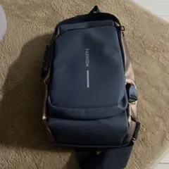 ボディバッグ グレー/ブラウン ナイロン製