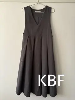 KBF BIGプリーツワンピース　グレー