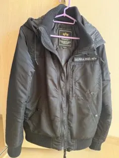 ALPHA IND. ブラック MA-1ジャケット