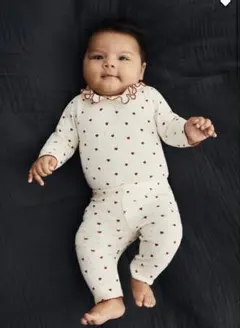 アイボリー ハート柄ロンパース 70cm