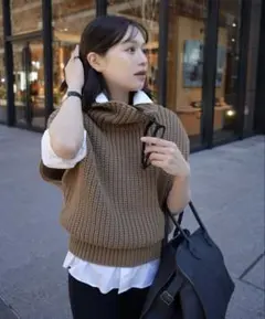 laubeblanc High-neck Knit Tops Mochaのサムネイル