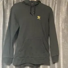 adidas ブラック フード付きパーカー