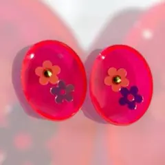 ハンドメイドピアス　レジン×蛍光