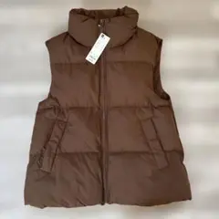 新品未使用タグ付 GU ダウンベスト✩.*˚お値下間もなく終了します