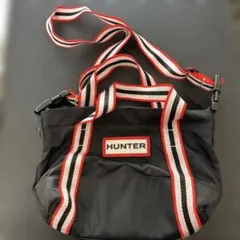 HUNTER ショルダーバッグ ブラック/レッド/ホワイト