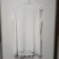 ♡UNIQLO ホワイト　ノースリーブ　ブラウス