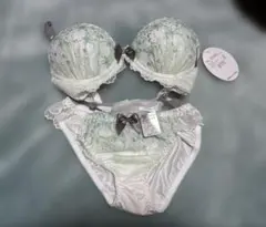 花柄 B70 ブラジャーショーツセット