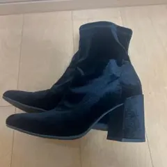 スウェードショートブーツ