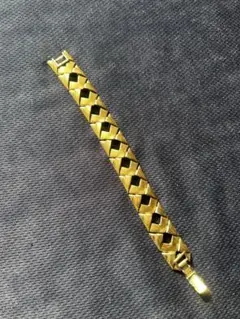 イヴ・サンローラン　希少　レア　ヴィンテージ　ブレスレット ゴールド イヴ・サンローラン 希少 レア ヴィンテージ ブレスレット ゴールド
