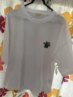 お値下げ♡PIXAR リトルグリーンメン刺繍 ♡半袖Tシャツ ホワイトのサムネイル
