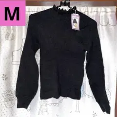 未使用　しまむら　ラメフリルニット　黒　Mサイズ