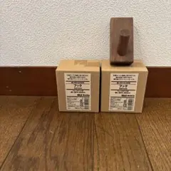 壁につけられる家具　フック