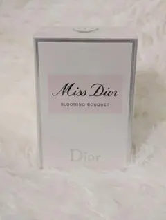 ミスディオールブルーミングブーケEDT100ml