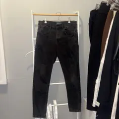ZARA ブラック スキニージーンズ ダメージ加工