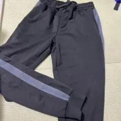 黒いジャージパンツ Lサイズ サイドストライプ