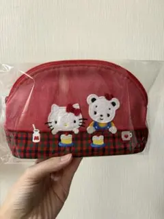 新品未使用】familiar キティ 刺繍ポーチ レッド - メルカリ