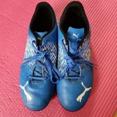 PUMA サッカートレーニングシューズ 青