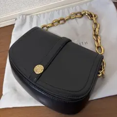 【美品】CHARLES & KEITH 2WAYショルダーハンドバッグ ブラックのサムネイル