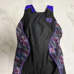 arena スポーツ用水着 ブラック/パープル