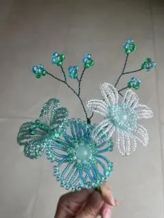 ビーズフラワー　ブーケ　一輪挿し