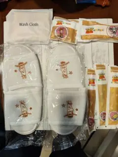 トイ・ストーリー　スリッパ、歯ブラシセット