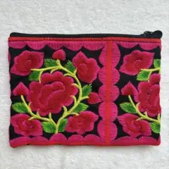 【新品】タイ・モン族 花柄刺繍 ポーチ ストラップ付き