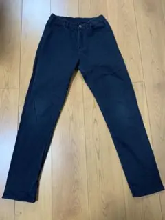 UNIQLO ブラック 長ズボン 150cm シンプルズボン ☆