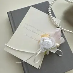 春のチューリップ　コサージュ