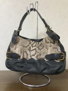 Item thumbnail for item b6e8cc83-8929-4bce-86ad-db8256874753