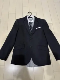 子供用　スーツ　150㎝　卒業式　男の子　キッズフォーマル４点セット