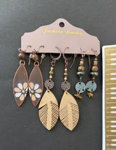 【新品未使用】ピアス 3点セット エスニック ボタニカル フェザー 揺れる