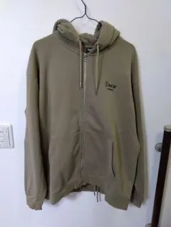 GUセットアップ　カーキ フルジップ パーカー