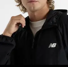 New Balance ナイロンジャケット ブラック