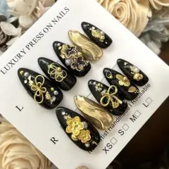 Item thumbnail for item 7d5fdea0-929a-4d3b-9940-26255af7eb76