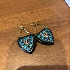 黒と青のストーン ビンテージ　ピアス