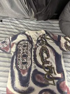 Levi's ヘンリーネック 総柄 Tシャツのサムネイル