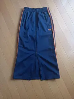 adidas Originals　センタージップタイトスカート　XＳサイズのサムネイル