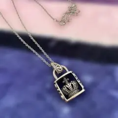 925スターリングシルバー 王冠ロックネックレス