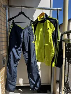 adidas CLIMAPROOF ナイロンジャケット未使用に近い美品